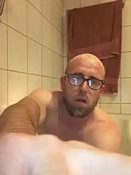 Snapshot of DonKazik chatting on March 23, 8:26 am DonKazik online show from March 23, 8:26 am