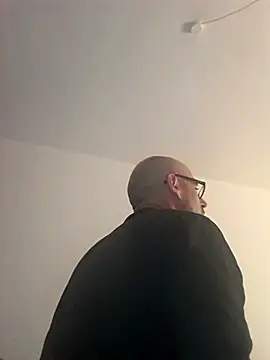 Snapshot of DonKazik chatting on October 12, 9:36 pm DonKazik online show from October 12, 9:36 pm