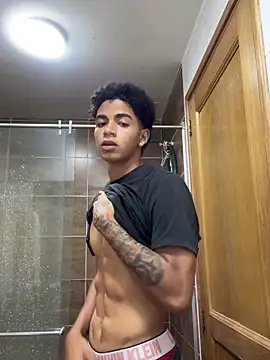 JoanG10 online show from September 13, 1:49 am