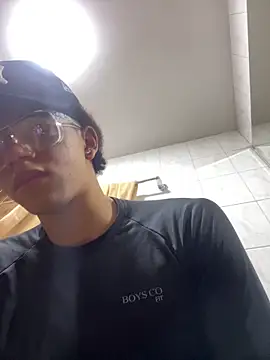 JoanG10 online show from February 20, 5:13 pm