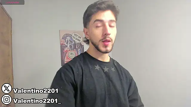 Valentino Xander online show from March 6, 1:05 am