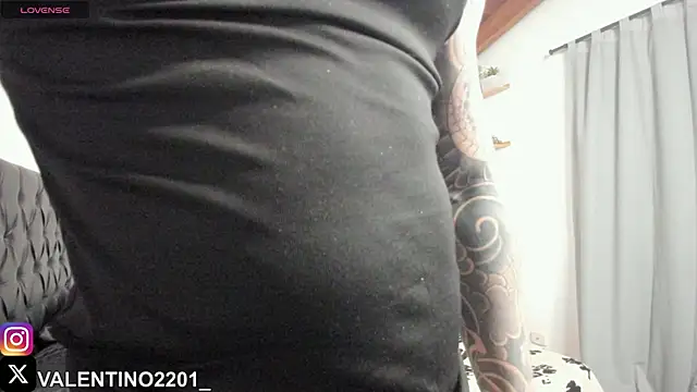 Valentino Xander online show from October 18, 12:24 am