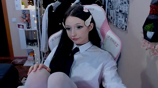 hikmurr online show from December 9, 9:05 pm