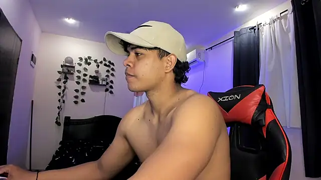 johan beley  online show from April 11, 5:06 pm