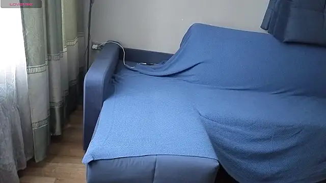 MilaaMilaa online show from February 17, 3:36 am