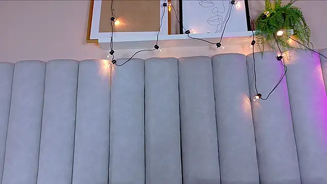 Snapshot of EngelStone chatting on October 21, 7:47 pm EngelStone online show from October 21, 7:47 pm