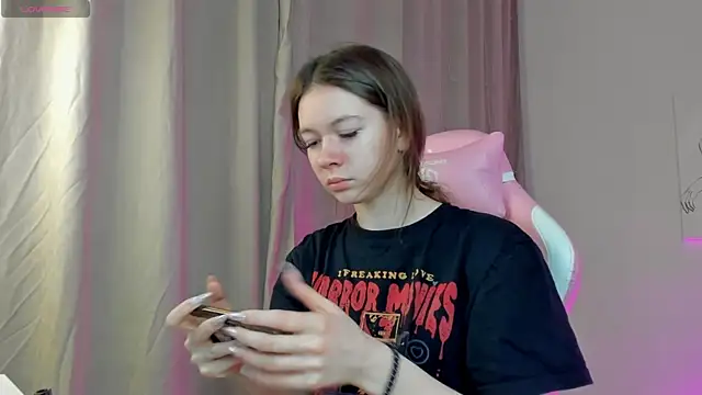 Nicole Charm online show from February 17, 8:58 pm