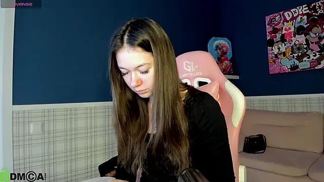 Nicole Charm online show from January 18, 11:41 pm