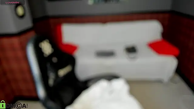 Nicole Charm online show from March 13, 12:23 pm