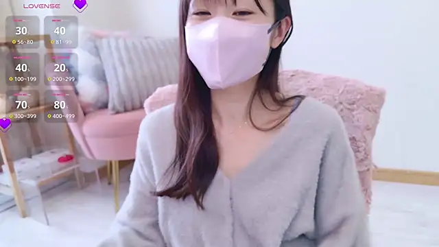 meg 0901 online show from March 13, 6:05 am