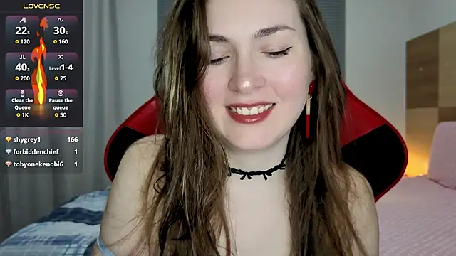 Snapshot of Naughty_Annn chatting on June 27, 2:05 am Naughty Annn online show from June 27, 2:05 am