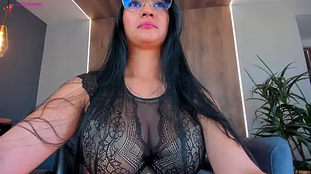 Snapshot of NatyFerrer_ chatting on December 27, 4:54 pm NatyFerrer online show from December 27, 4:54 pm