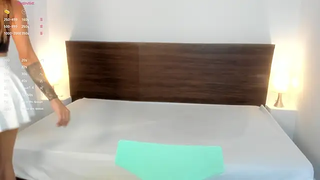 AliceRoss0 online show from March 18, 8:15 pm