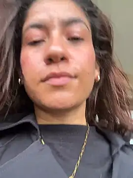 ValeriEvan online show from March 14, 4:09 pm