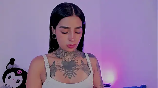 shadowcatt  online show from January 7, 7:28 pm