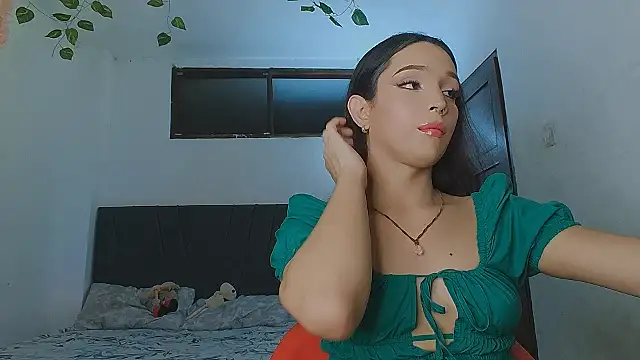 Snapshot of alexaryderr chatting on June 21, 11:29 pm alexaryderr online show from June 21, 11:29 pm