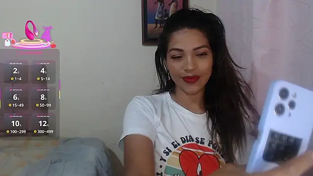 makennaa  online show from March 13, 9:16 am