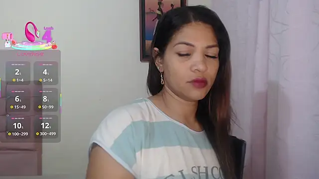 makennaa  online show from March 14, 9:48 am