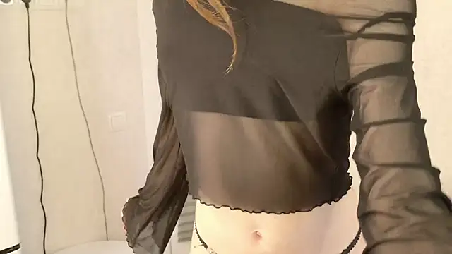 Skinny Sex Sissy online show from March 6, 9:36 am