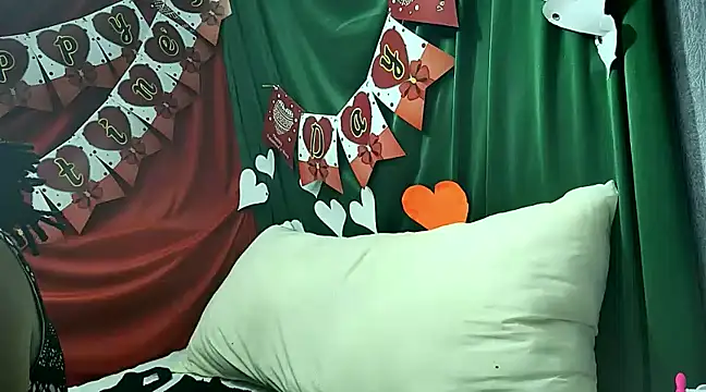 Squirt Princess online show from February 11, 3:40 pm