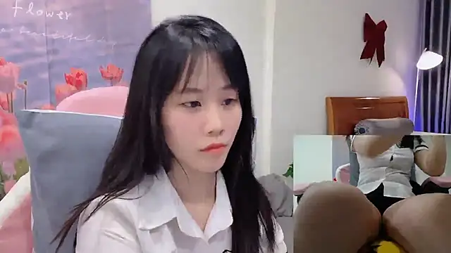 -rosiie- online show from March 19, 3:41 am