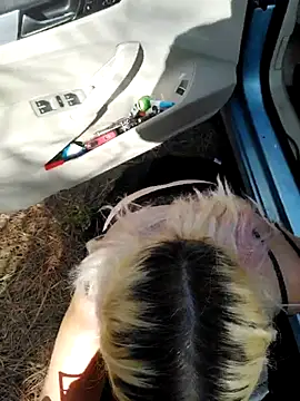 Snapshot of Throats chatting on September 16, 5:36 pm Throats online show from September 16, 5:36 pm