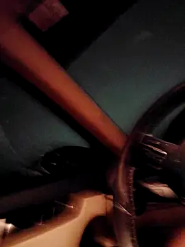 Snapshot of Throats chatting on November 1, 1:02 pm Throats online show from November 1, 1:02 pm