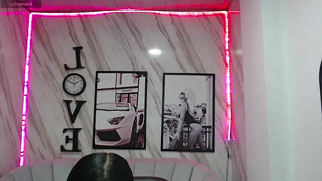 Snapshot of _samantha_b chatting on December 19, 3:52 pm samantha b online show from December 19, 3:52 pm