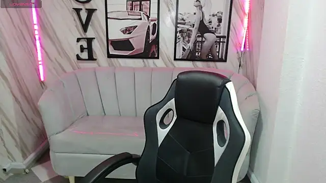 Snapshot of _samantha_b chatting on December 21, 12:49 pm samantha b online show from December 21, 12:49 pm