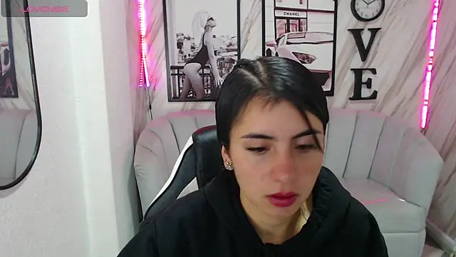 Snapshot of _samantha_b chatting on March 5, 12:55 pm samantha b online show from March 5, 12:55 pm