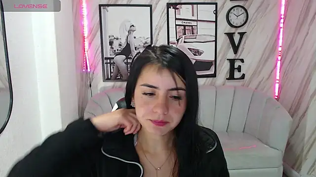 Snapshot of _samantha_b chatting on March 10, 12:59 pm samantha b online show from March 10, 12:59 pm