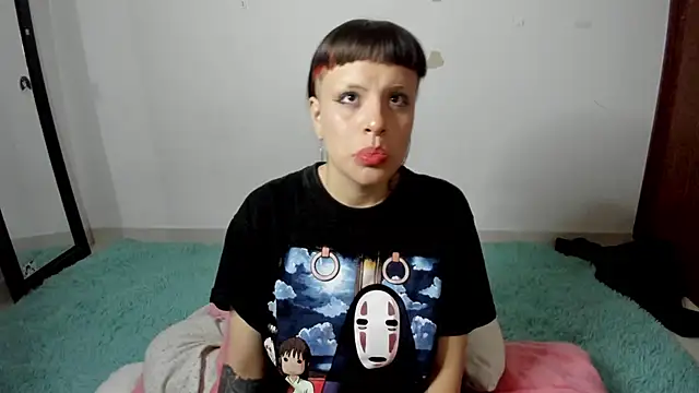 Snapshot of Lucyfx666 chatting on January 14, 7:17 am Lucyfx666 online show from January 14, 7:17 am