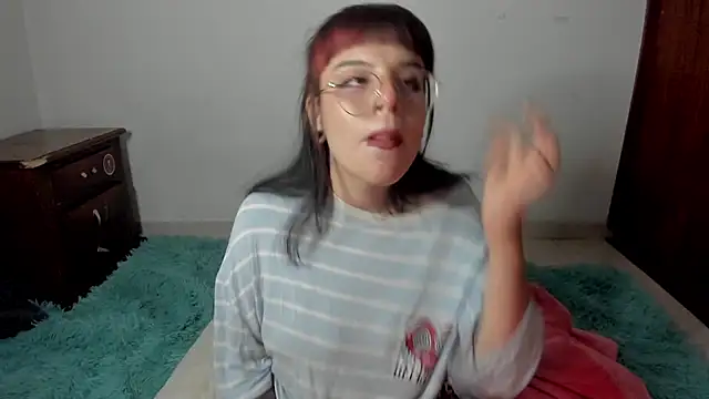 Snapshot of Lucyfx666 chatting on February 14, 7:59 am Lucyfx666 online show from February 14, 7:59 am