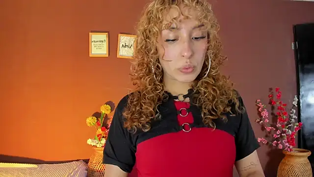 wini fer online show from November 25, 1:11 pm