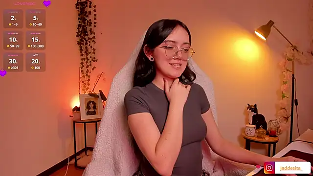 suzumi   online show from October 24, 7:16 am