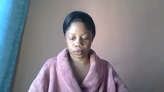 Snapshot of NAUGHTYSHALOTXX chatting on July 5, 7:26 am NAUGHTYSHALOTXX online show from July 5, 7:26 am
