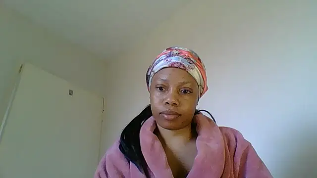 Snapshot of NAUGHTYSHALOTXX chatting on July 12, 9:00 am NAUGHTYSHALOTXX online show from July 12, 9:00 am