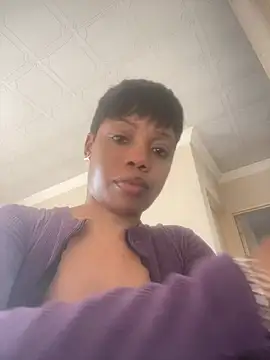 Snapshot of NAUGHTYSHALOTXX chatting on July 31, 2:05 pm NAUGHTYSHALOTXX online show from July 31, 2:05 pm