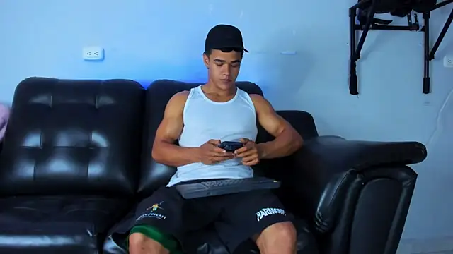 Rob saenz  online show from February 11, 1:51 pm