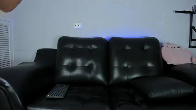 Rob saenz  online show from February 27, 1:49 pm