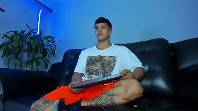 Rob saenz  online show from September 25, 2:10 pm