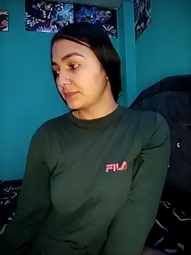 Nahiara velez online show from April 5, 7:00 pm