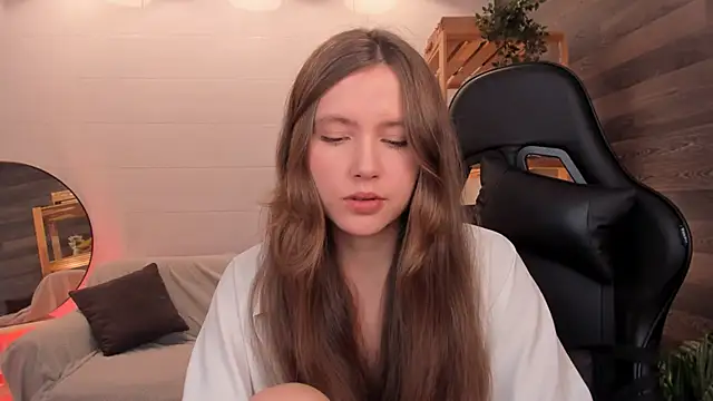 MaryannSoftt online show from September 30, 3:17 pm