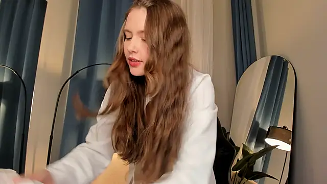 MaryannSoftt online show from October 5, 4:16 pm