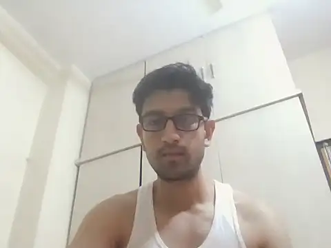 Snapshot of arjun_077 chatting on January 13, 8:14 pm arjun 077 online show from January 13, 8:14 pm