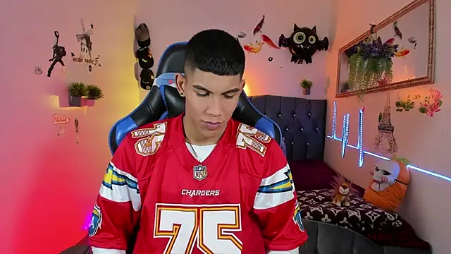 Damian latinxxx online show from November 1, 3:19 am