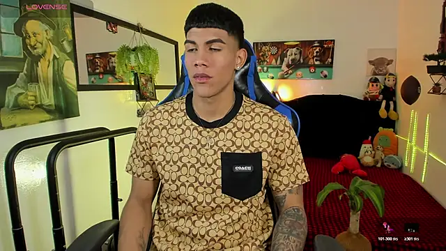 Damian latinxxx online show from April 8, 3:17 am