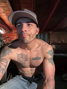 Snapshot of JohnnyDeep187 chatting on February 18, 5:03 am JohnnyDeep187 online show from February 18, 5:03 am