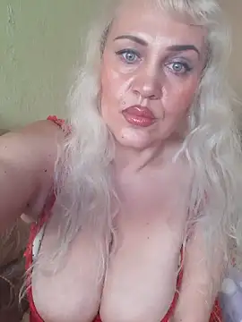 IsabellaBoni online show from March 6, 7:47 am