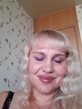 IsabellaBoni online show from April 4, 6:22 am